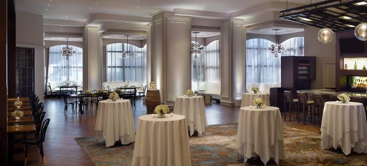 新奥尔良梅泰里莱克威万豪酒店(New Orleans Marriott Metairie at Lakeway)图片