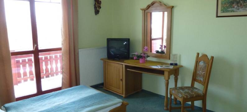 雪绒花旅馆(Edelweiss Panzio)图片