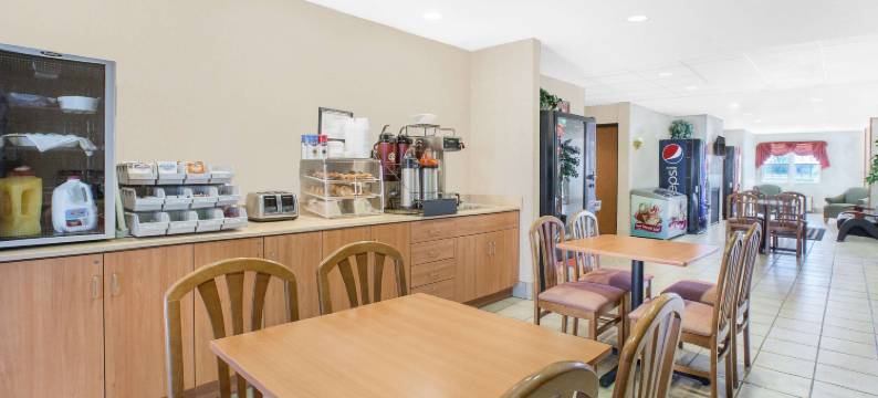 科尔法克斯-牛顿麦客达套房酒店(Microtel Inn & Suites by Wyndham Colfax/Newton)图片