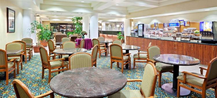 智选假日套房酒店塔科马(Holiday Inn Express & Suites Tacoma)图片