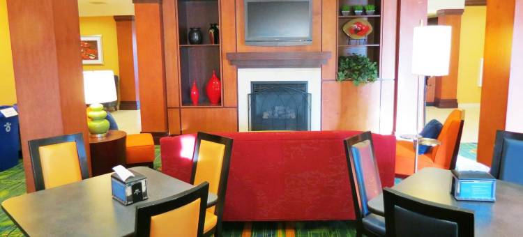 芒特弗农雷德湖万豪万枫酒店(Fairfield Inn & Suites Mount Vernon Rend Lake)图片