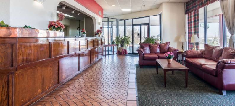 伊克诺套房旅馆-会议中心(Econo Lodge Inn & Suites Conference Center Dublin)图片