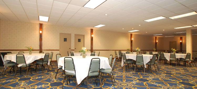 断箭-土萨凯隆酒店(Clarion Hotel Broken Arrow - Tulsa)图片