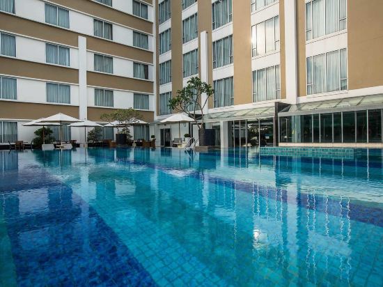 The Arista Hotel, Palembang Price, Address & Reviews