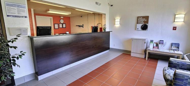 维珍尼亚纽波特纽斯 6 号汽车旅馆(Motel 6 Newport News, VA)图片