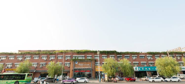 一缕阳光旅行客栈(新乡洪门大学城店)图片
