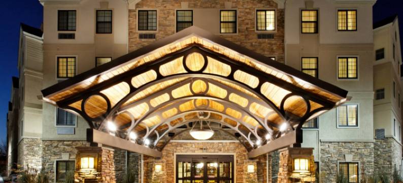 奥本山Staybridge Suites(Staybridge Suites AUBURN HILLS by IHG)图片