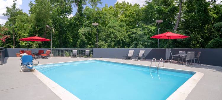 孟菲斯 I-240 州际公路及帕金斯万枫酒店(Fairfield Inn & Suites Memphis I-240 & Perkins)图片