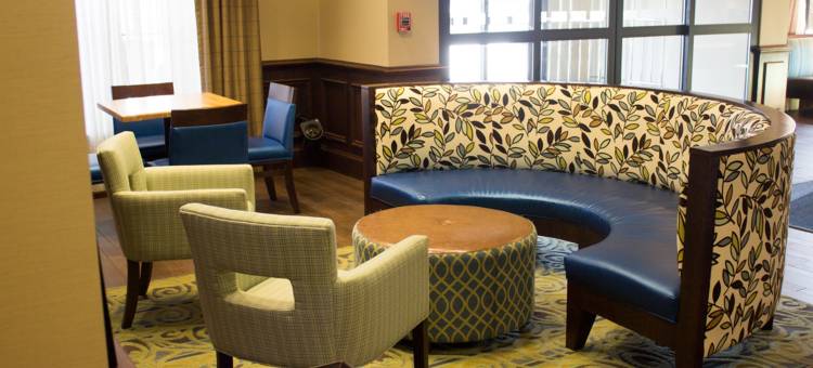 西杰斐逊智选假日酒店(Holiday Inn Express West Jefferson)图片