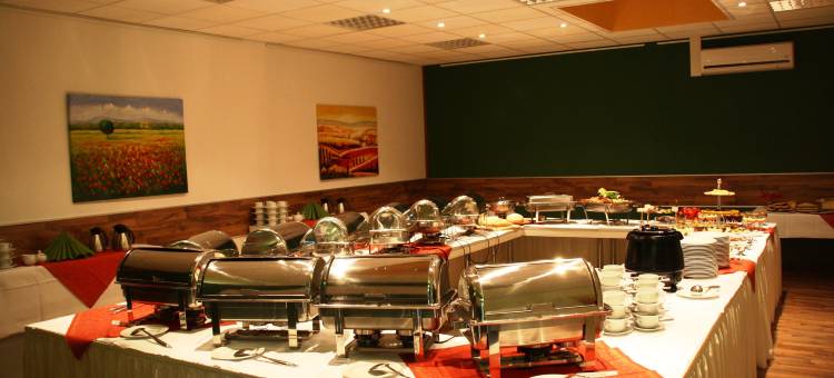 新勃兰登堡公园酒店(Parkhotel Neubrandenburg)图片