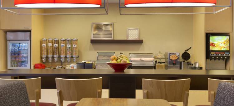 索内斯塔简套房休斯顿布鲁克霍洛(Sonesta Simply Suites Houston Brookhollow)图片