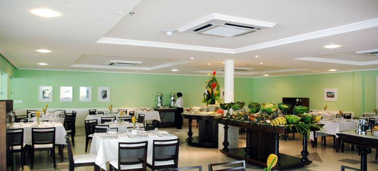 巴伊亚广场酒店(Bahia Plaza Hotel)图片