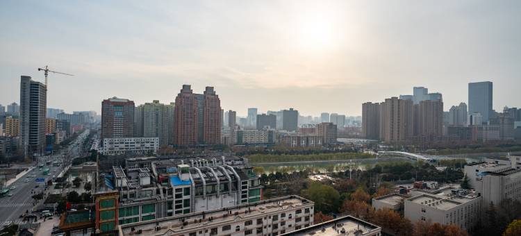 郑州威尼斯大酒店(正弘城店)图片