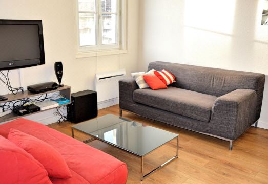 Appartement le Petit Canard Hotel Overview