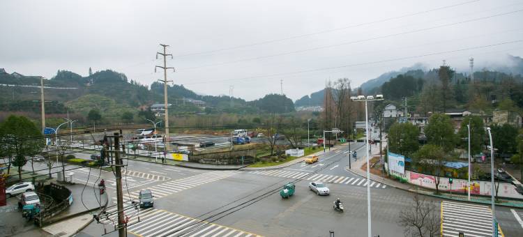 如家华驿精选酒店(衢州开化根宫佛国店)图片