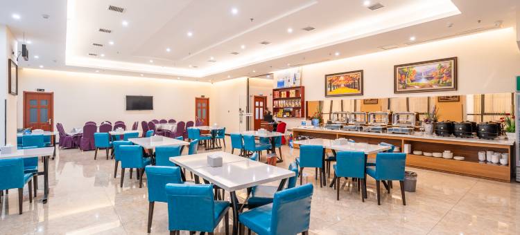 清丰华悦国际酒店(亿洲城市广场小冶家超市店)图片