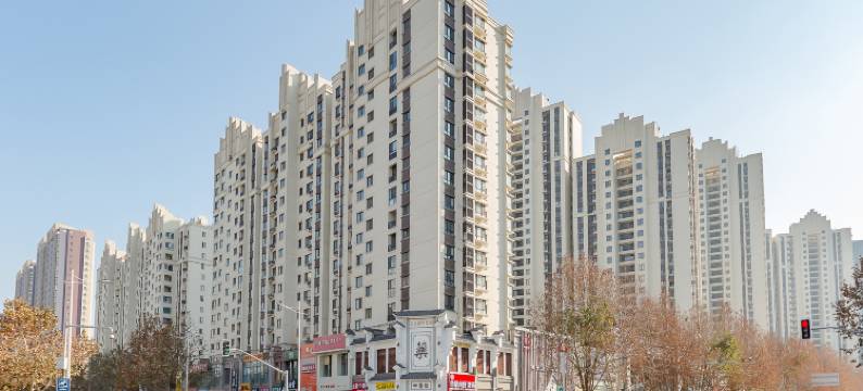 鸿腾三馆商务酒店(济南会展中心店)图片