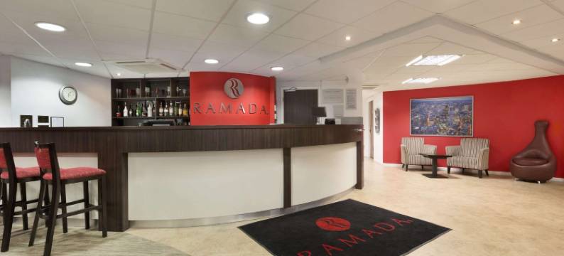 伦敦斯坦斯特德机场温德姆华美达酒店(Ramada by Wyndham London Stansted Airport)图片