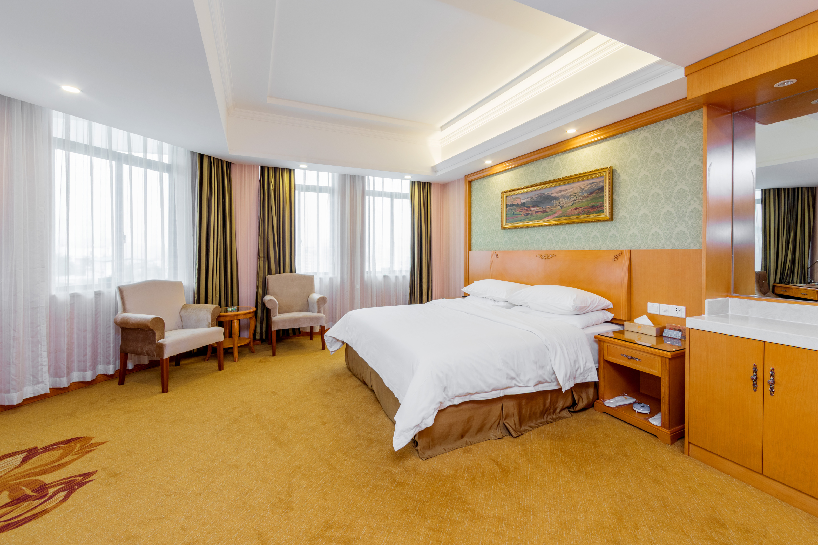 Vienna Hotel (Pingle Bus Station)Over view