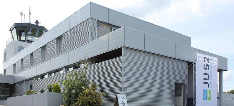 朗格JU52餐厅酒店(Lounge JU52)图片