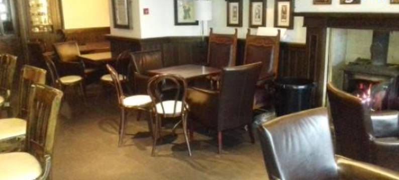 The Midway Bar & Guesthouse图片