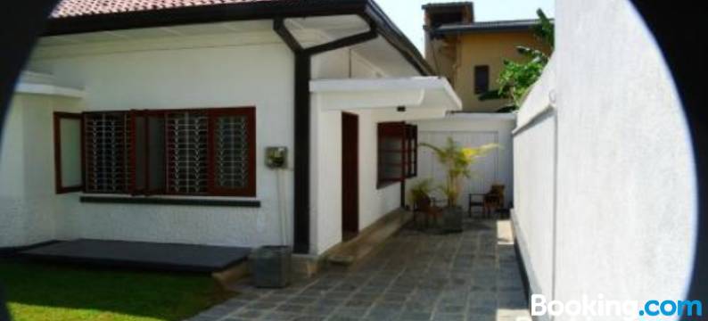 “27”火焰树城市绿洲住宿加早餐旅馆("27" Spathodea- Oasis in the City)图片