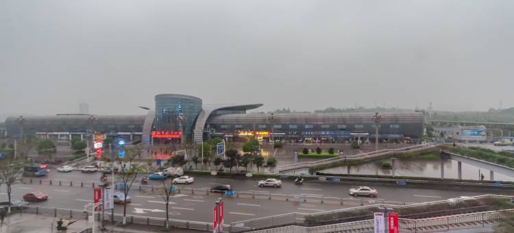 町谷酒店(泸州职业技术学院店)图片