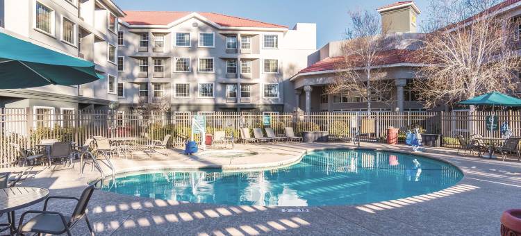 费拉格尔斯塔夫拉昆塔温德姆套房酒店(La Quinta Inn & Suites by Wyndham Flagstaff)图片