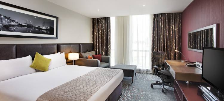 布里斯托尔城中心假日酒店(Holiday Inn Bristol City Centre)图片