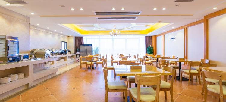 维也纳酒店(来宾北站政和步行街店)图片