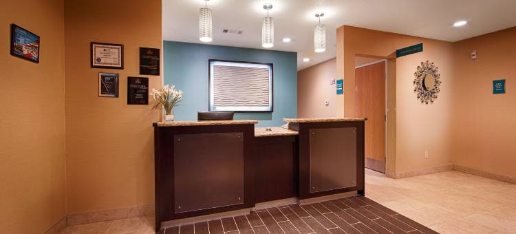 洛诺克贝斯特韦斯特优质酒店(Best Western Plus Lonoke Hotel)图片