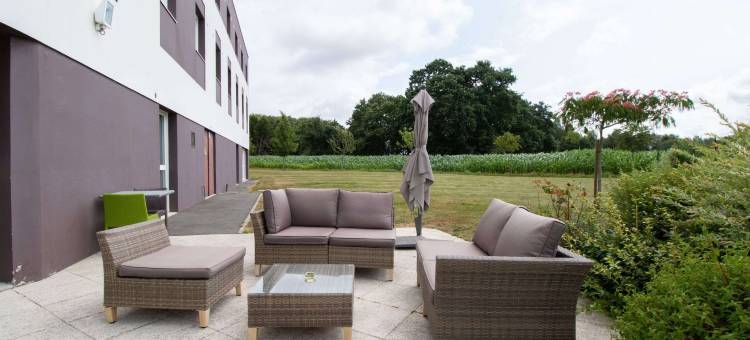 布里特酒店圣梅昂勒格朗恩布罗塞利安德(Brit Hotel Saint-Méen-Le-Grand en Brocéliande)图片