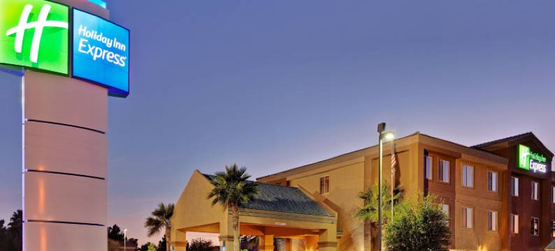 Holiday Inn Express 拉斯维加斯内利斯(Holiday Inn Express LAS VEGAS-NELLIS by IHG)图片