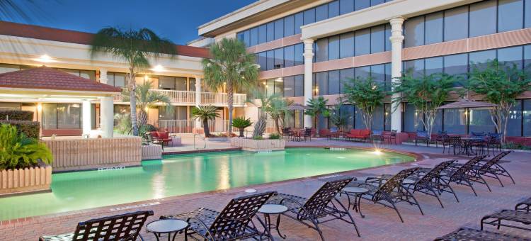 Holiday Inn 旅顺口 - 中央公园 by IHG(Holiday Inn Port Arthur - Park Central by IHG)图片