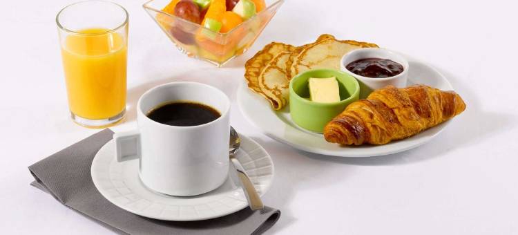 勒布尔热戈内斯基里亚德直达酒店(Kyriad Direct le Bourget - Gonesse)图片