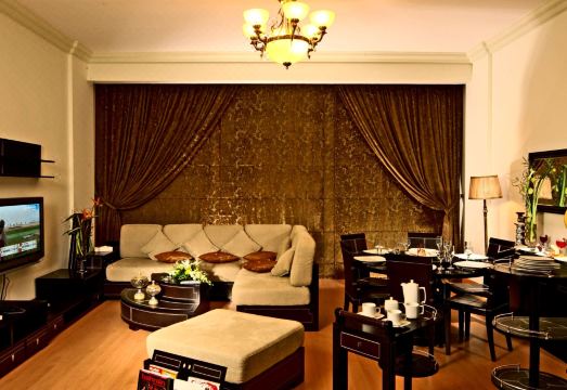 Al Safir HotelHotel Overview