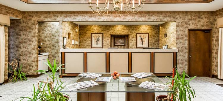 行政套房酒店(Executive Inn and Suites)图片