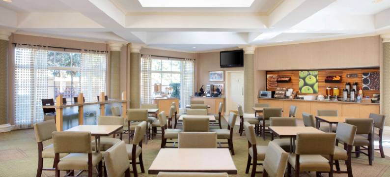 奥卡拉昆塔温德姆套房酒店(La Quinta Inn & Suites by Wyndham Ocala)图片
