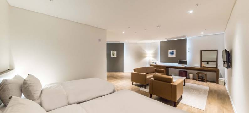 金河酒店(Golden River Hotel)图片