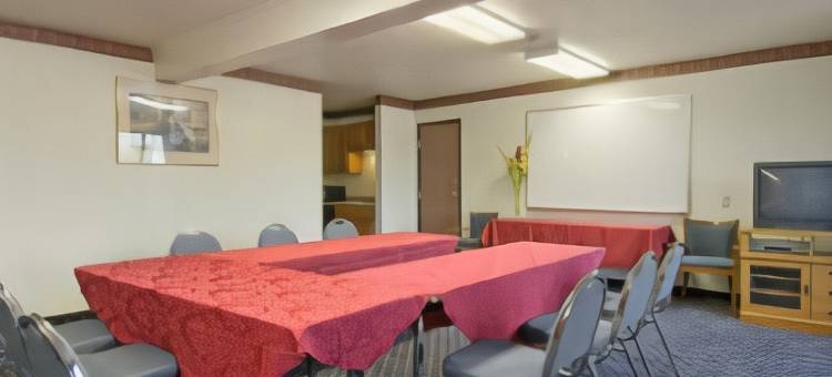 日耳曼敦-密尔沃基温德姆速8酒店(Super 8 by Wyndham Germantown/Milwaukee)图片