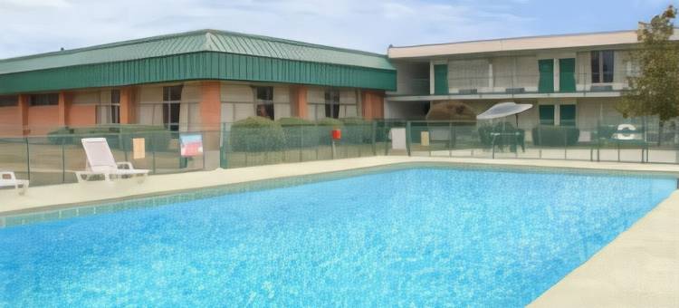 Super 8 by Wyndham Hope图片