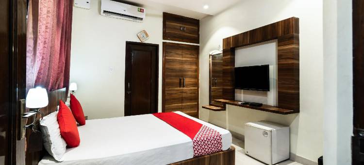 OYO33380 P和P国际酒店(OYO 33380 Hotel P And P International)图片