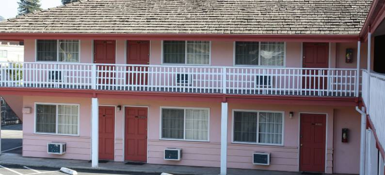 国家9号汽车旅馆(National 9 Motel)图片