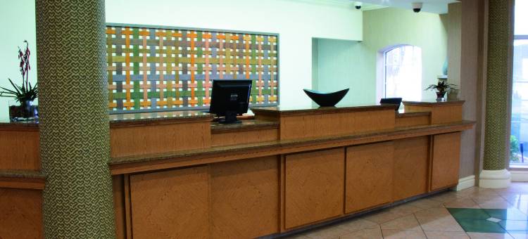 奥斯汀西南拉昆塔温德姆套房酒店(La Quinta Inn & Suites by Wyndham Austin Southwest)图片