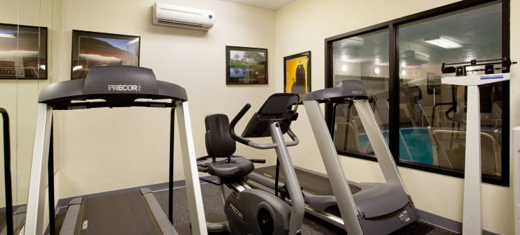 梅里尔维尔温德姆呗盟套房酒店(Baymont by Wyndham Merrillville)图片