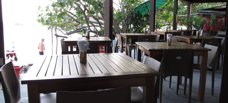 拉路恩海滩度假村(La Lune Beach Resort)图片