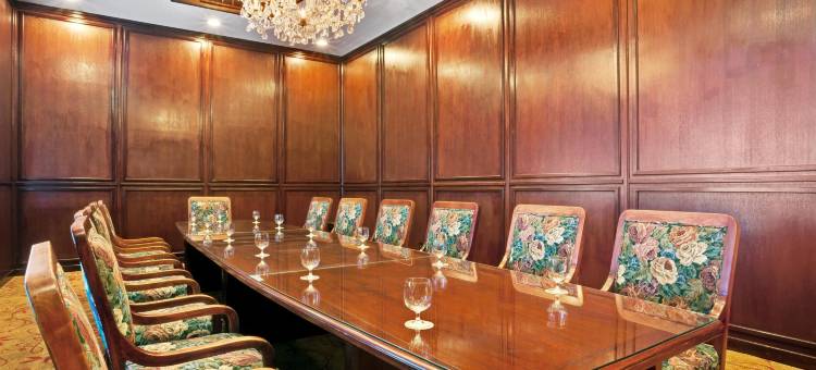 图克维拉南部中心华美达酒店(Ramada by Wyndham Tukwila Southcenter)图片