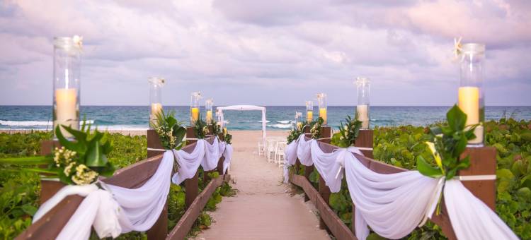 歌手海滨度假村，希尔顿精选系列(The Singer Oceanfront Resort Singer Island, Curio by Hilton)图片