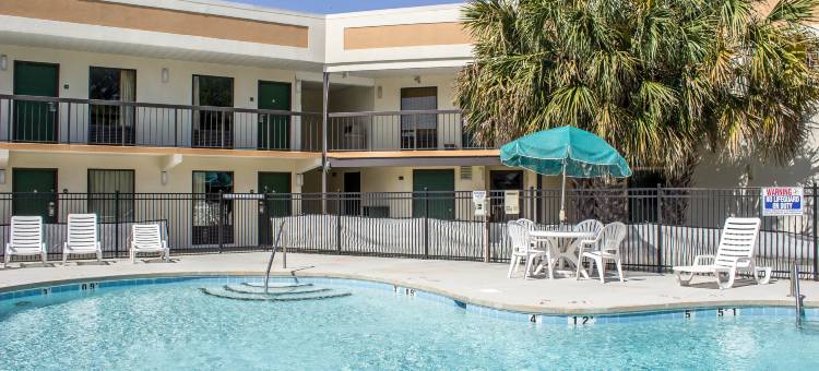 品质酒店-塞尔玛-史密斯菲尔德(Quality Inn Selma - Smithfield)图片