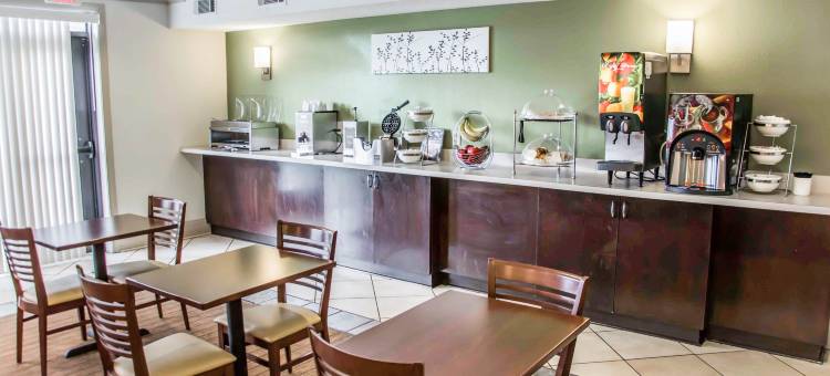 Ramada by Wyndham Jackson MS图片